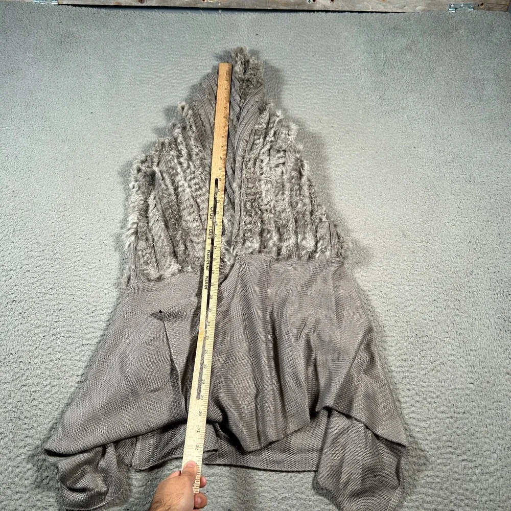 Neiman Marcus Alberto Makali‎ Vest Sweater Womens Large Gray Rabbit Fur Cardigan